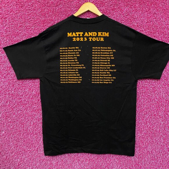 Matt and Kim 2023 Tour Graphic Design T-Shirt XL - Picture 4 of 6
